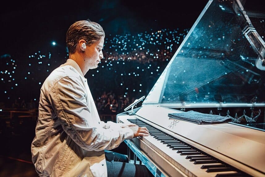 Kygo reaffirms tropical house supremacy with Zoe Wees-backed original, ‘Love Me Now’208974305 531168761564434 5953229600790384690 N