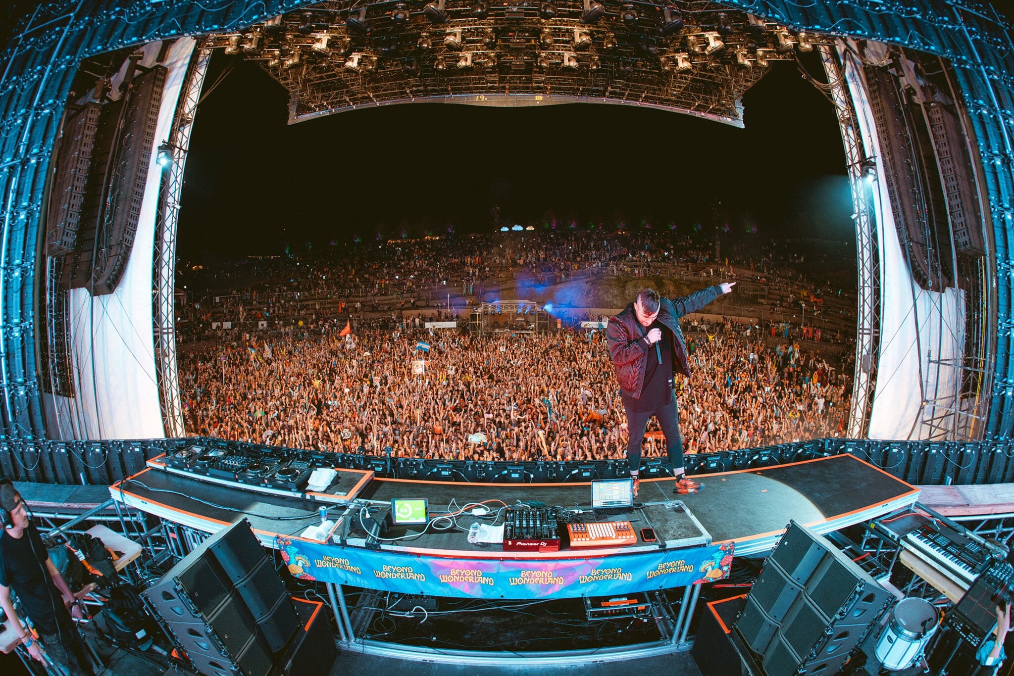 3LAU releases world’s first fan-owned song, ‘Worst Case’ with CXLOEFAuwYmeVQAEYE9E